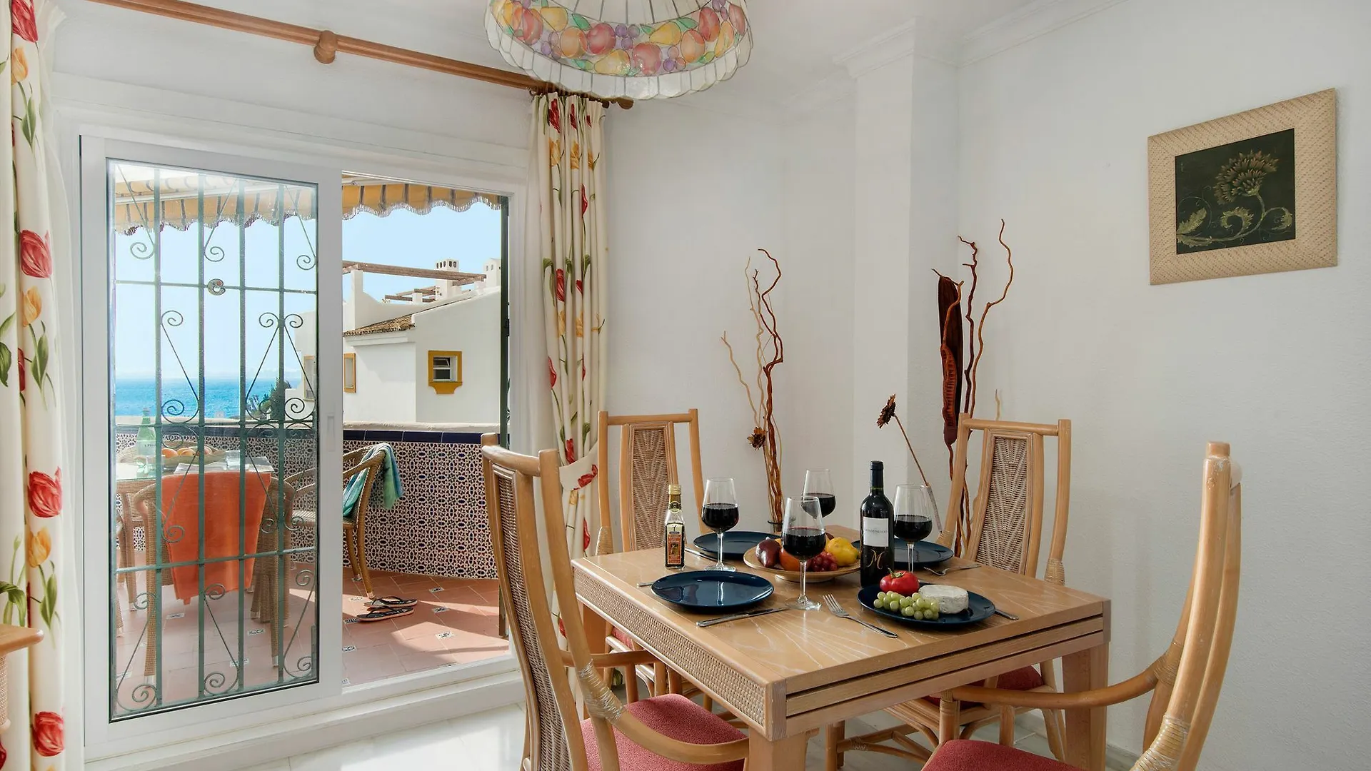 Apartamento De Lujo Primera Linea De Playa Бенальмадена
