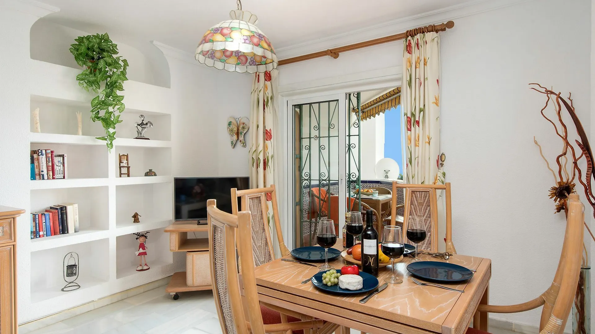 公寓 Apartamento De Lujo Primera Linea De Playa 贝纳尔马德纳