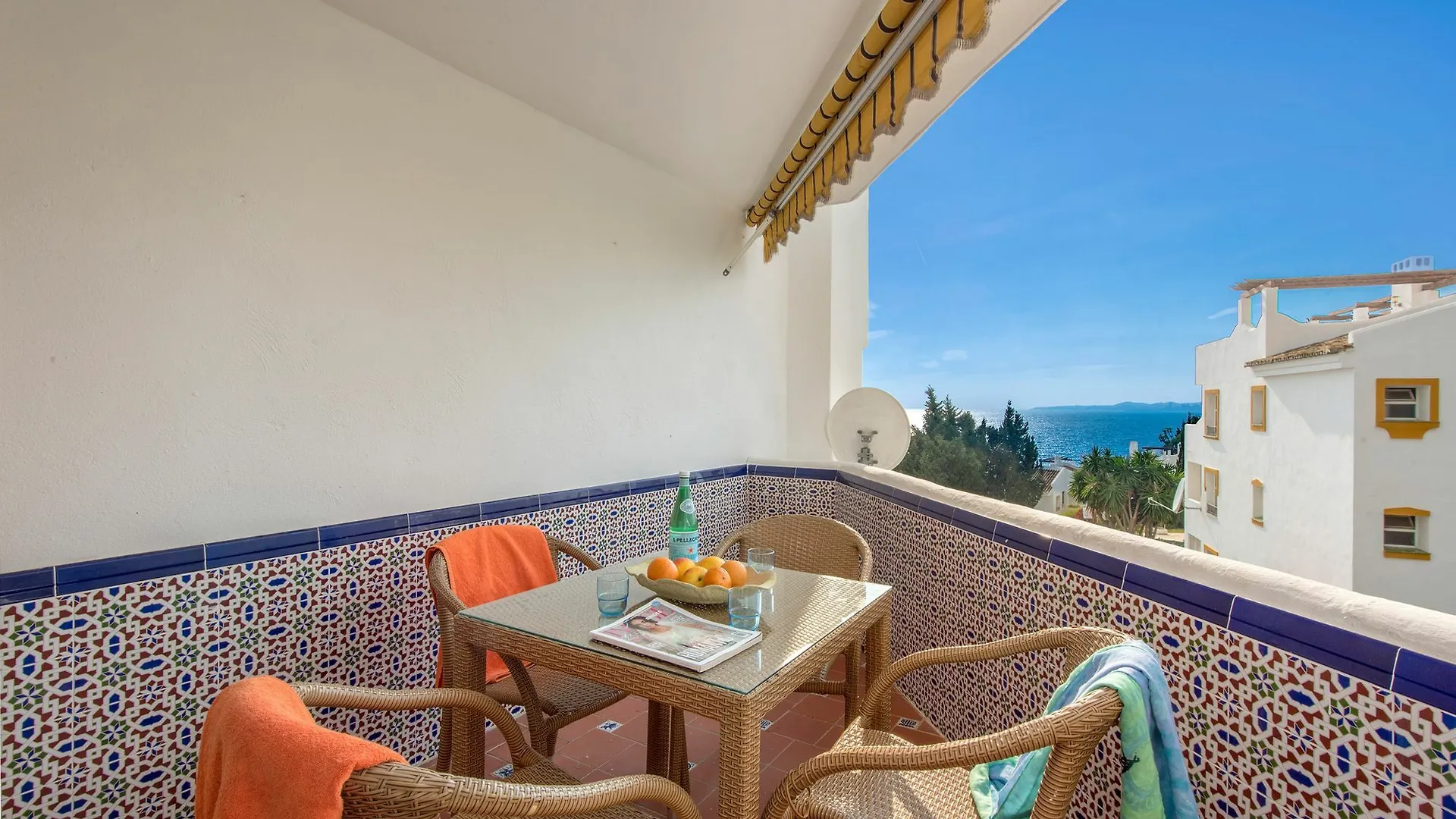 Apartamento De Lujo Primera Linea De Playa 贝纳尔马德纳 西班牙