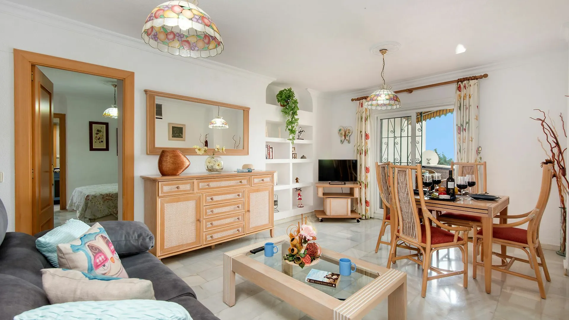 公寓 Apartamento De Lujo Primera Linea De Playa 贝纳尔马德纳 西班牙